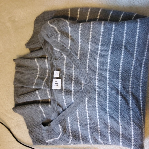 Sweater - Picture 2 of 2